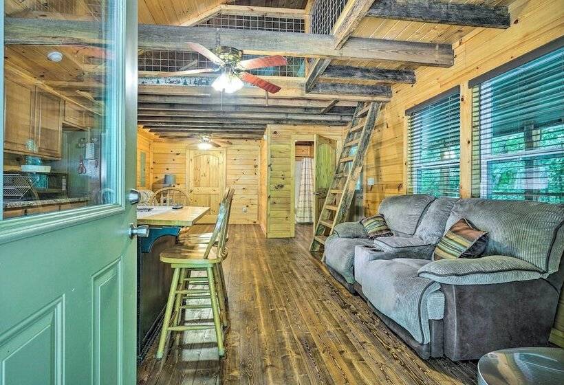 Peaceful Decatur Cabin W/ Grill & Fire Pit!
