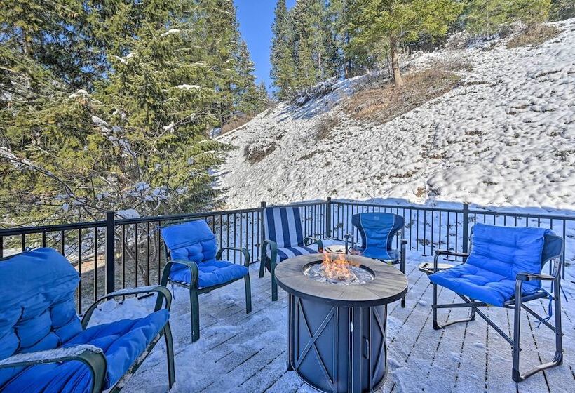 Peaceful Superior Home W/ Fire Pit & Mtn View
