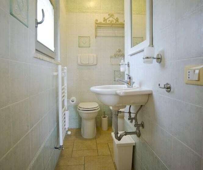 膳宿费 Homelink Poggibonsi