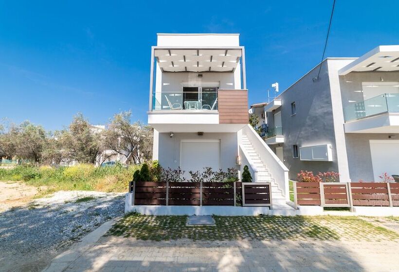 פנסיון Kleoniki & Irida Residential Complexes