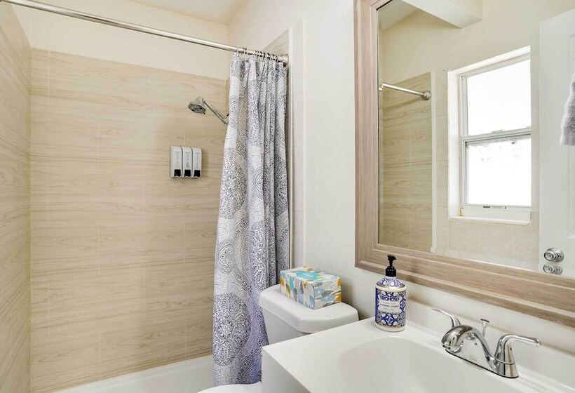 Pet Friendly Lakeland Escape W/ Private Pool!