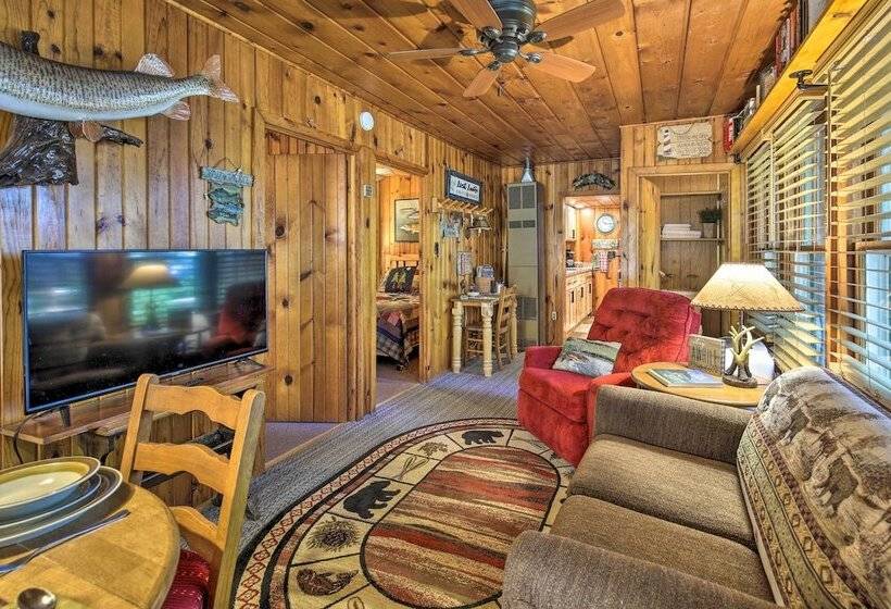 Quaint & Cozy Lake Cabin W/ Dock & Beach Access!