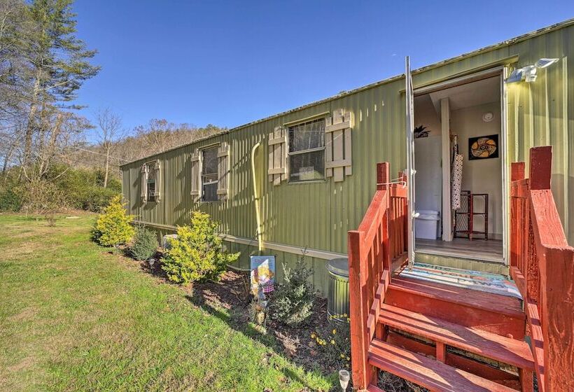 Bring A Pet: Smoky Mtn Vacation Rental W/ Yard!
