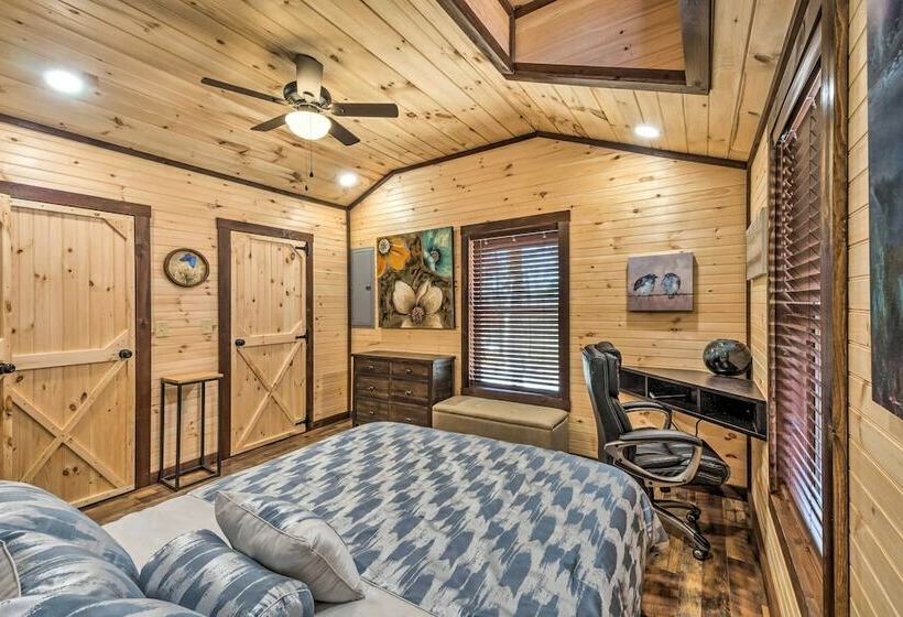 Somerset Cabin, Close To Lake Access!