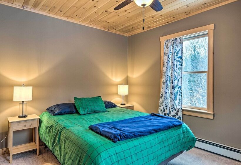 Spacious Cabin: 10 Mi To Sunday River Skiing!