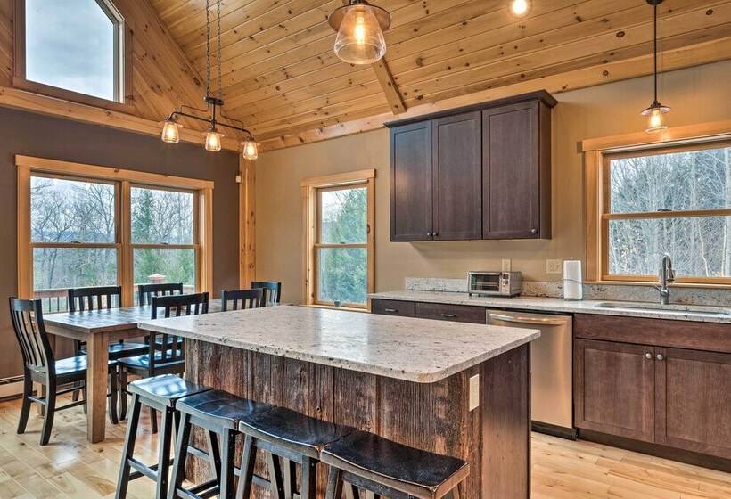 Spacious Cabin: 10 Mi To Sunday River Skiing!