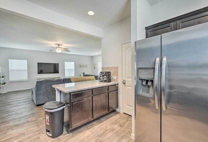 Austin Home ~ 12 Mi To Downtown!