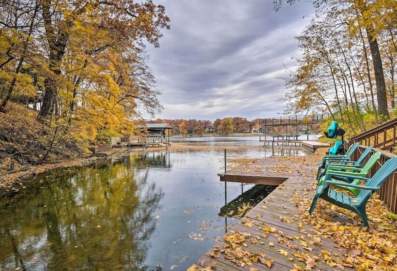 Stunning Waterfront Home W/ Fireplace & Grill