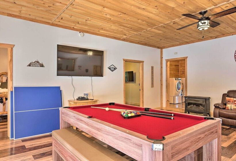 Sun Dappled Cadillac Gem W/ Kayaks & Grill!