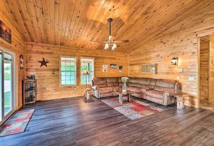 Sun Dappled Cadillac Gem W/ Kayaks & Grill!