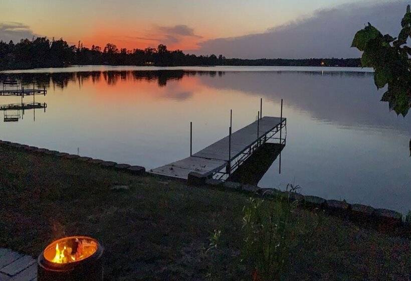 The Lakefront Home   5 Minutes From Detroit Lakes!