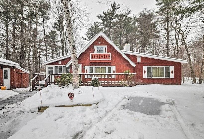 Quiet Tobyhanna Home With Hot Tub And Deck!