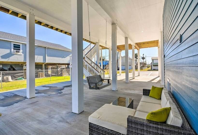 < 1 Mi To Coast: Jamaica Beach Home W/ Pool Access