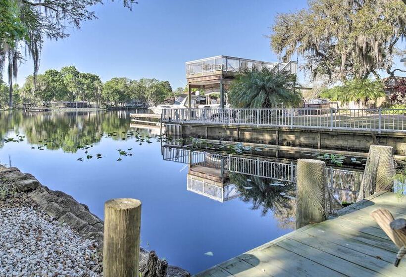 Waterfront Astor Studio Cabin W/ Private Boat Dock