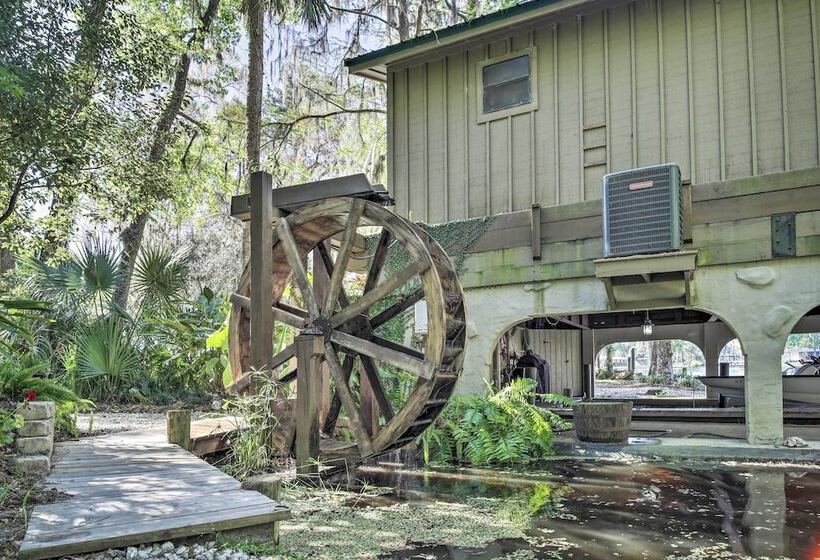 Waterfront Astor Studio Cabin W/ Private Boat Dock