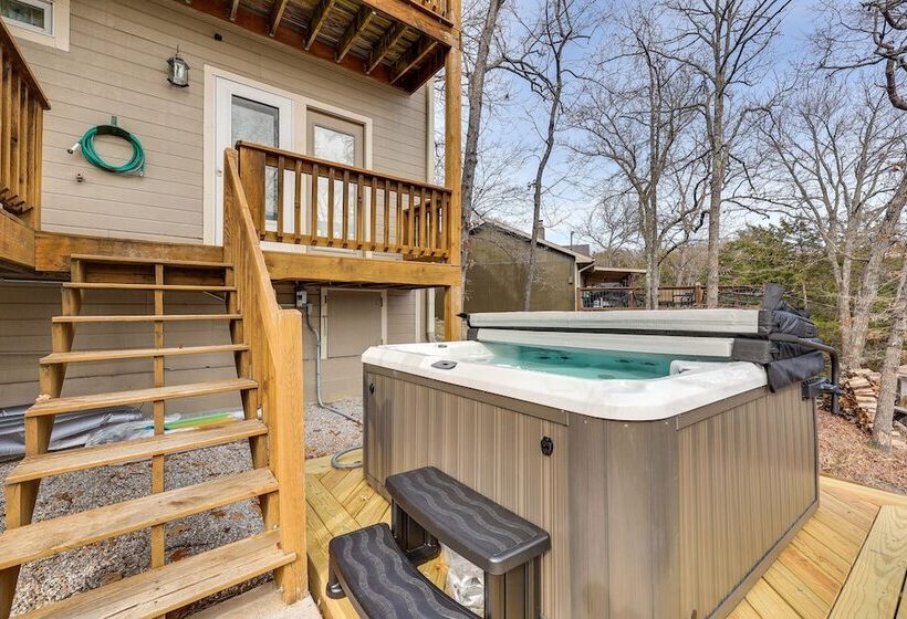 Waterfront Home On Beaver Lake W/ 2 Decks!