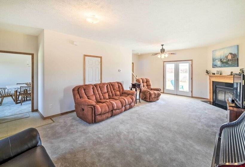 Waterfront Montross Home W/private Boat Slip!