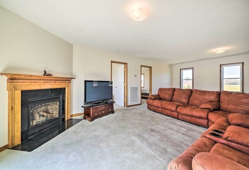 Waterfront Montross Home W/private Boat Slip!