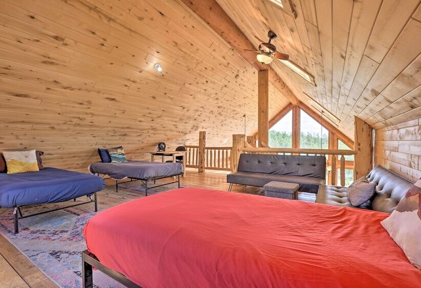 Spacious Fairplay Log Home W/ Patio & Fire Pit!