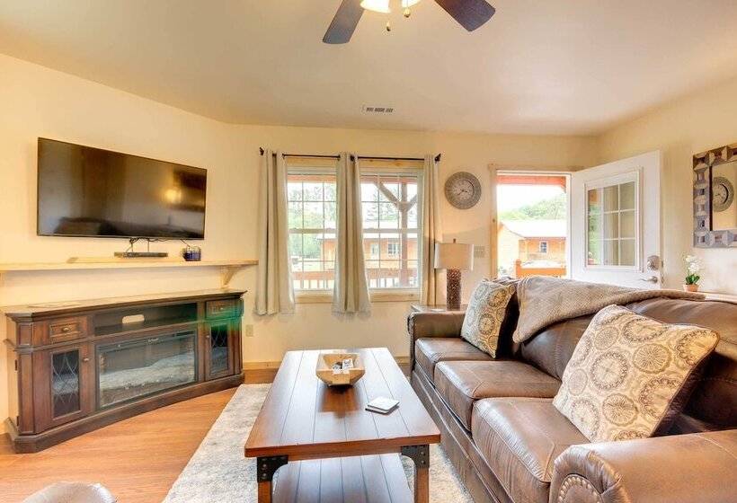 Bears Den  Cabin W/ Porch ~ 5 Mi To Bryson City!