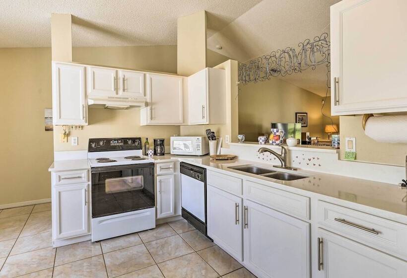 Bright Titusville Retreat W/ Lanai   Wfh Friendly!