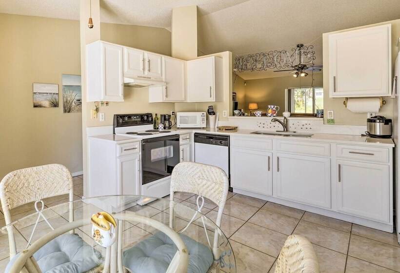 Bright Titusville Retreat W/ Lanai   Wfh Friendly!