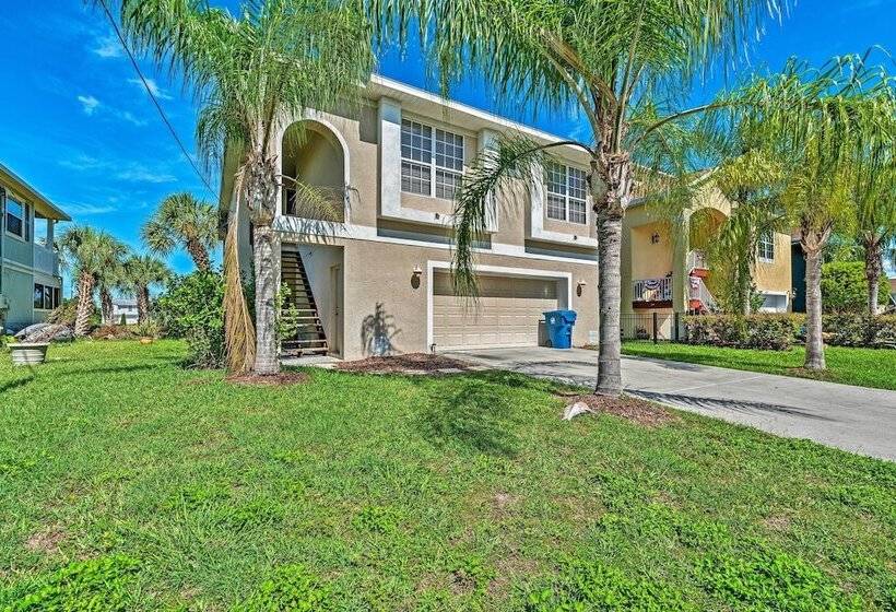 Bright Bayfront Home < 2 Mi To Hernando Beach!