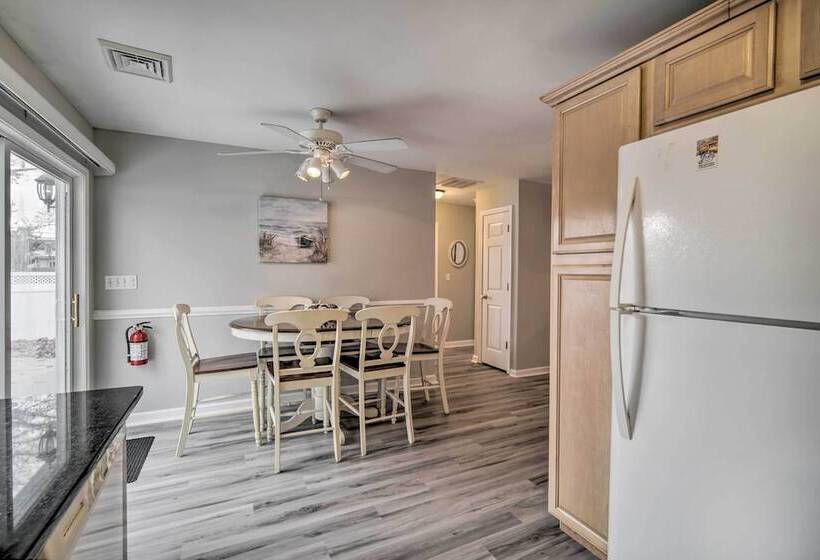 Charming Somers Point House W/ Private Pool!