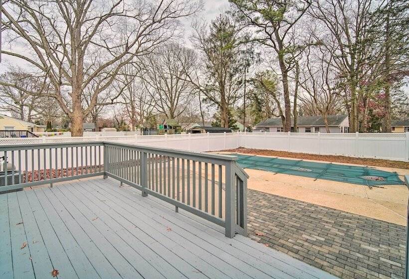 Charming Somers Point House W/ Private Pool!