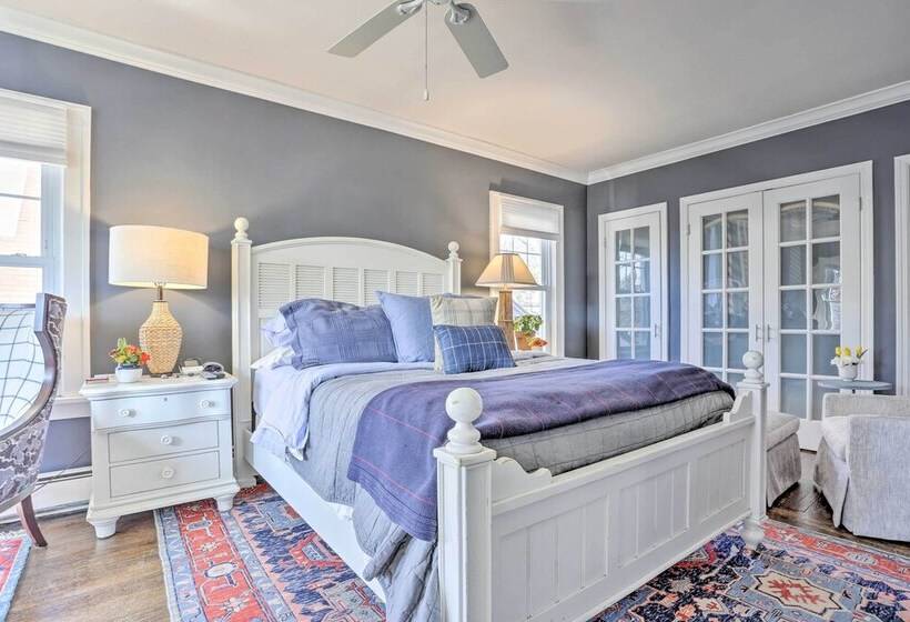 Classic Teaneck Colonial Home With A Modern Touch