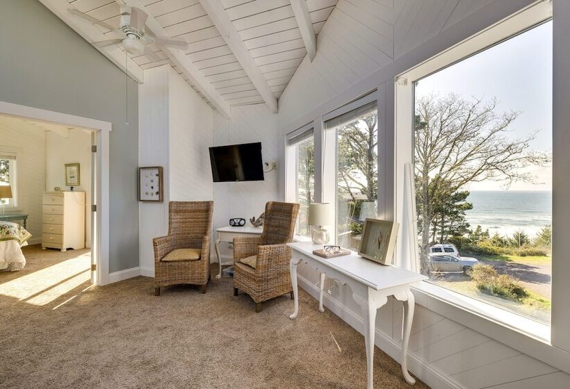 Coastal Tillamook Vacation Rental: Ocean Views!