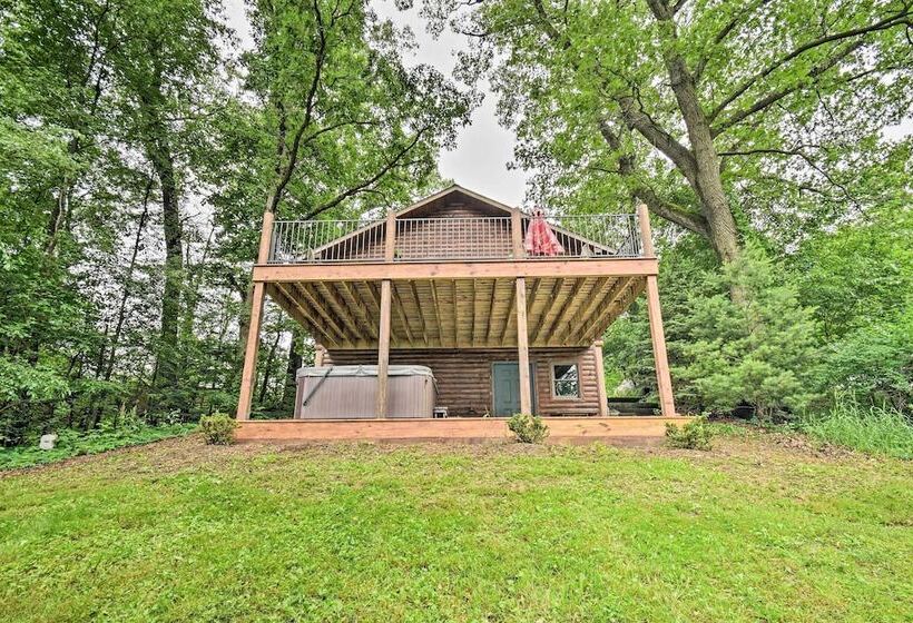 Cozy Amish Country Cabin On Shipshewana Lake!