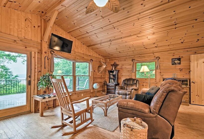 Cozy Amish Country Cabin On Shipshewana Lake!