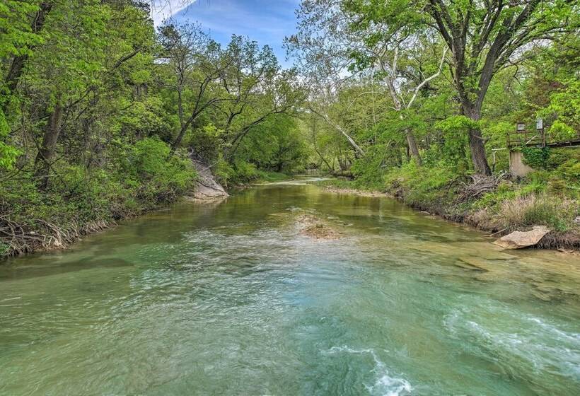 Cozy Davis Cabin W/ Deck   Nestled By Honey Creek!