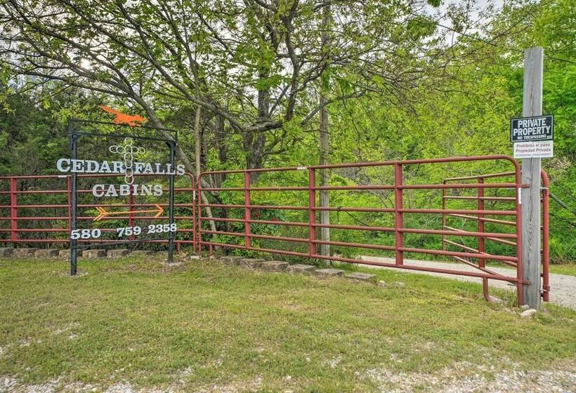 Cozy Davis Cabin W/ Deck   Nestled By Honey Creek!