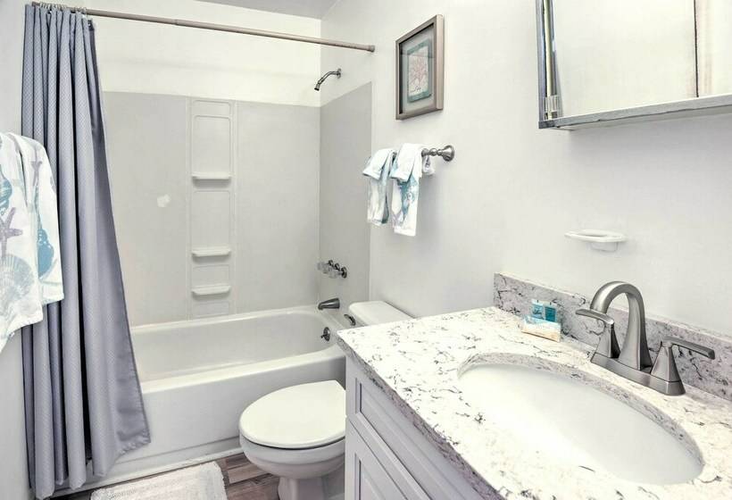 Renovated Crescent Lake Escape W/ Waterfront Deck!