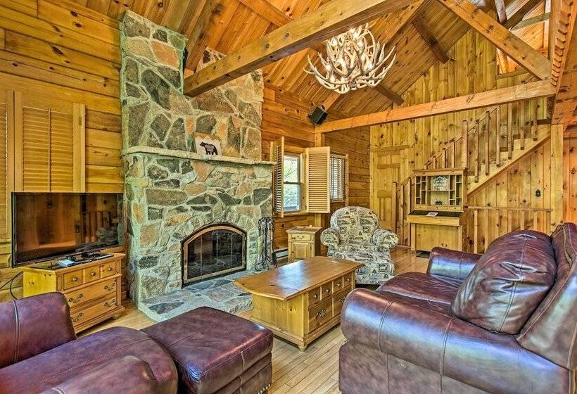 Fire Pit & Hot Tub: Poconos Family Cabin!