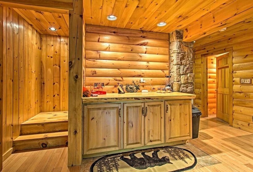 Fire Pit & Hot Tub: Poconos Family Cabin!