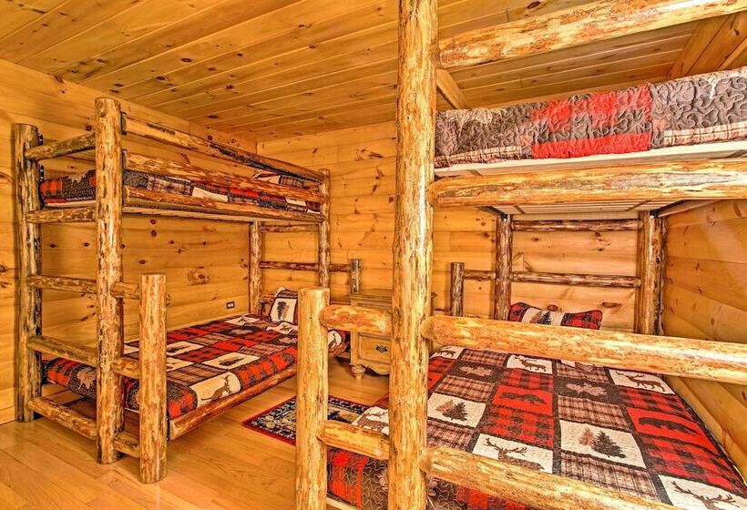 Fire Pit & Hot Tub: Poconos Family Cabin!