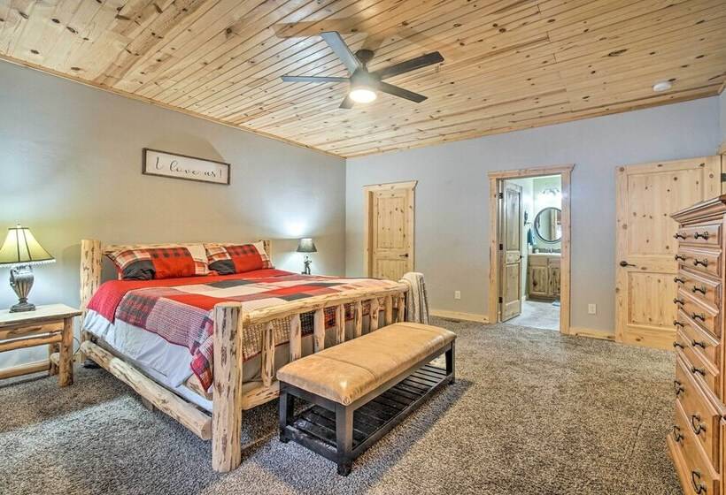 Garden Valley Cabin W/ Loft & Large Deck!