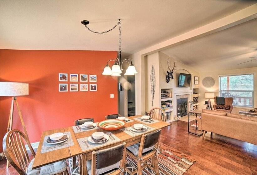 Hilltop Hideout  W/ Peaceful Mountain Views