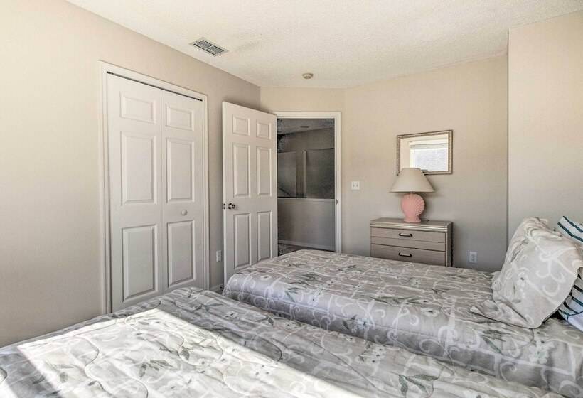 < 5 Mi To Disney Parks: Spacious Home W/ Lanai