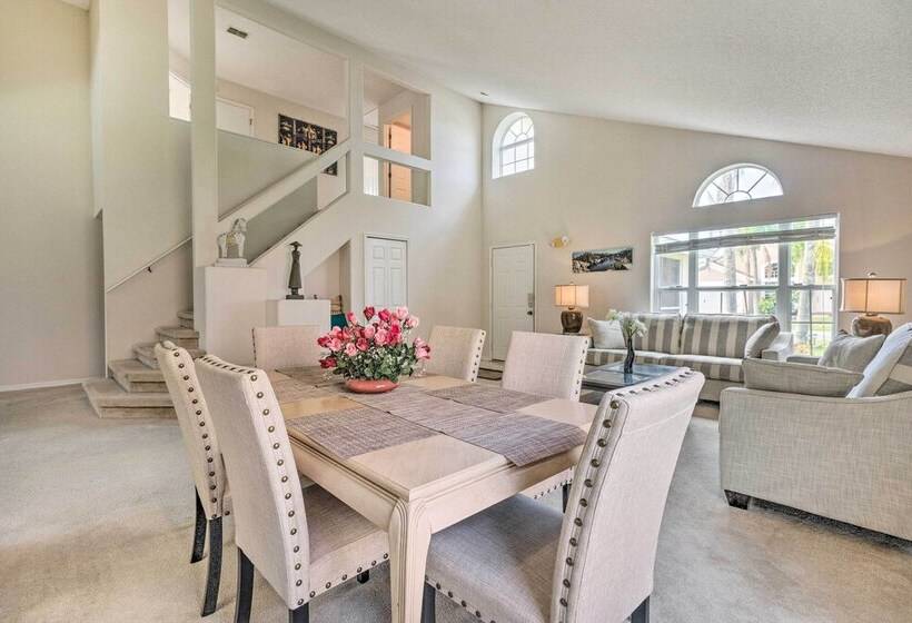 < 5 Mi To Disney Parks: Spacious Home W/ Lanai