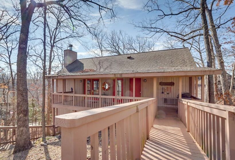 Osage Beach Home: Screened Porch, Resort Amenities