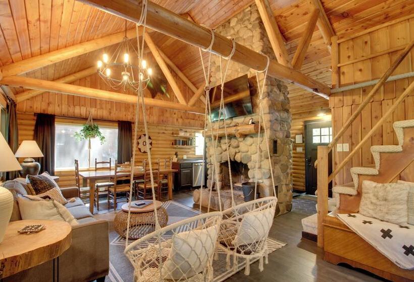 Pet Friendly Breezy Point Cabin: 1 Mi To Beach!