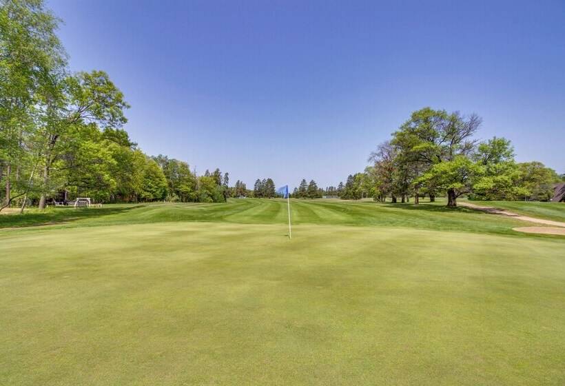 Pet Friendly Breezy Point Cabin: 1 Mi To Beach!