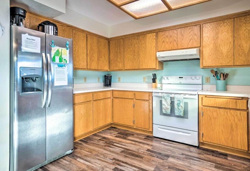 Pet Friendly North Bend Home W/ Bay Views!