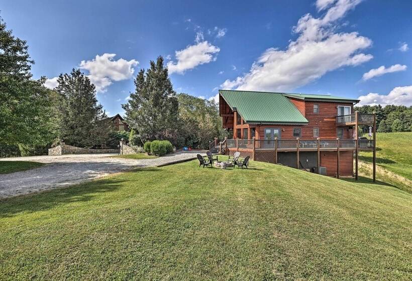 Piney Creek Mountain View Cabin W/ Wraparound Deck