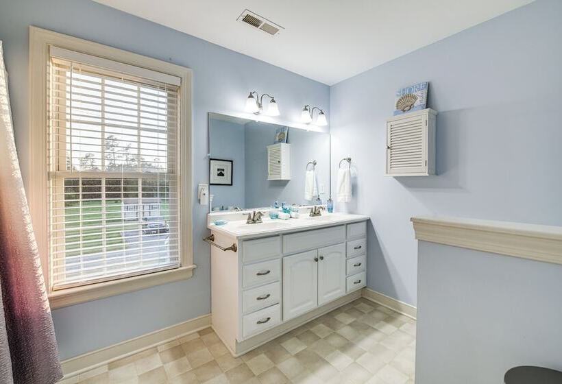 Potomac Waterfront Retreat W/ Dock & Kayaks