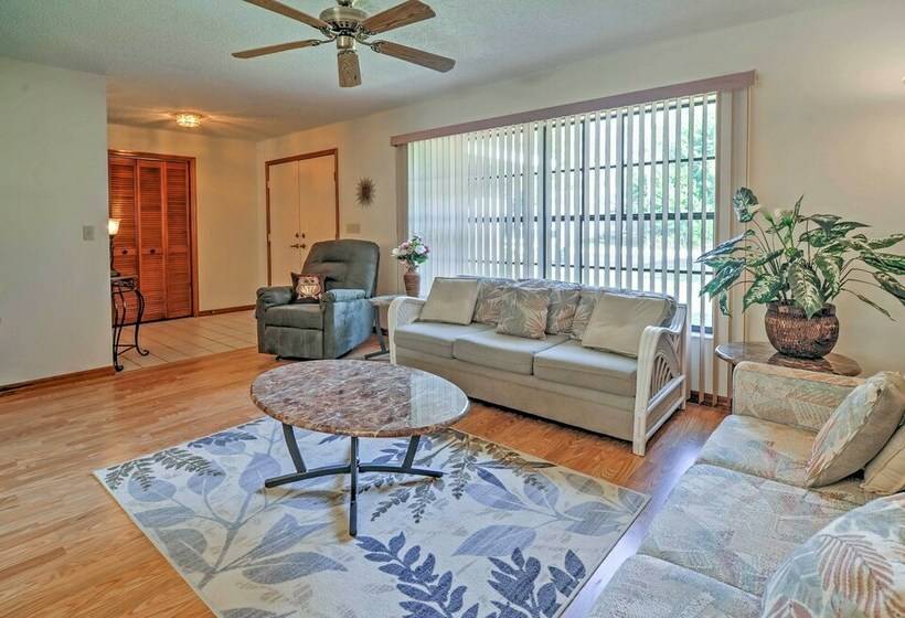 Pristine Spring Hill House W/ Private Pool & Lanai